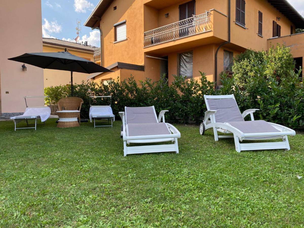 Villa Vittoria Erba Exterior foto